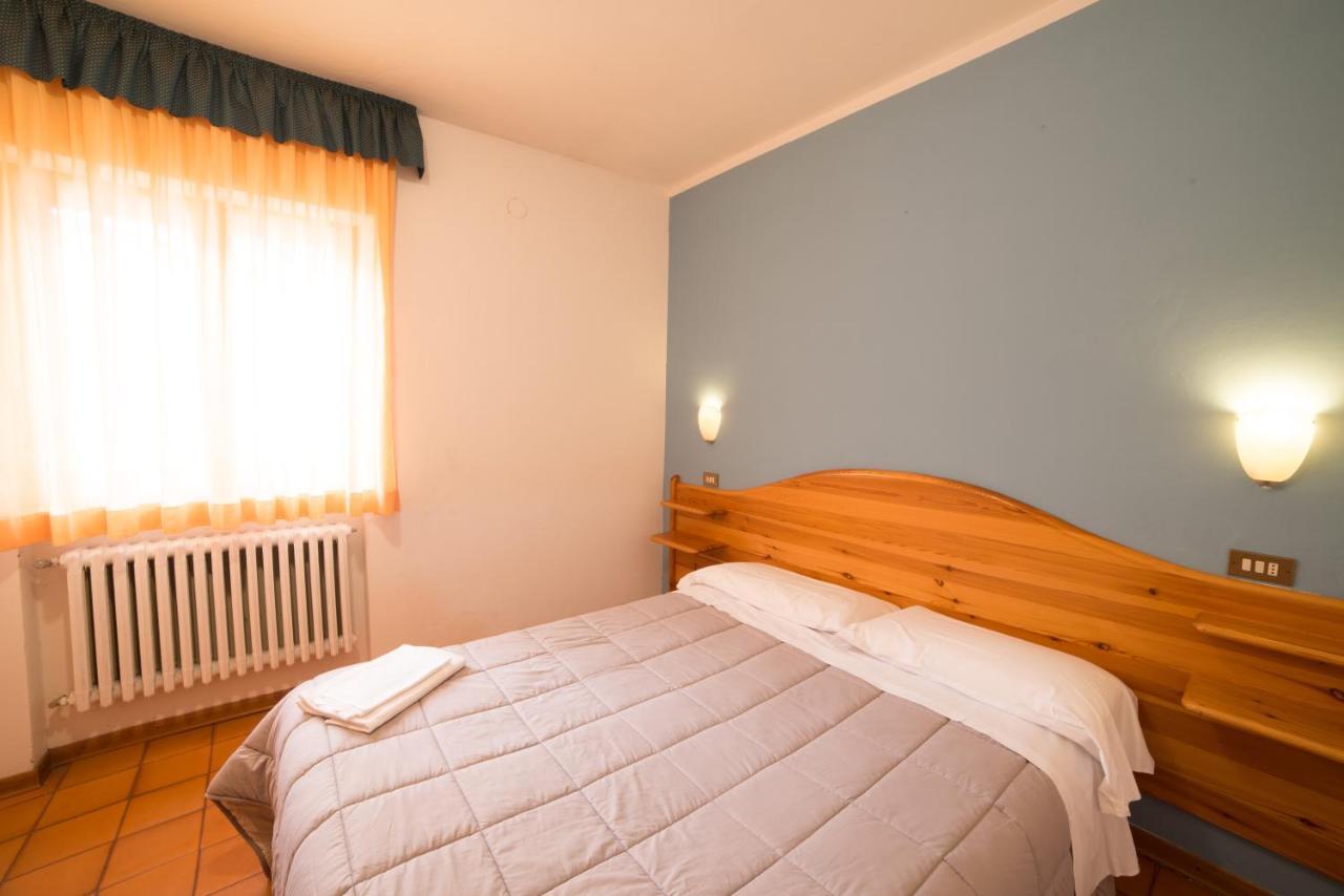 פיומאלבו Hotel Appennino מראה חיצוני תמונה