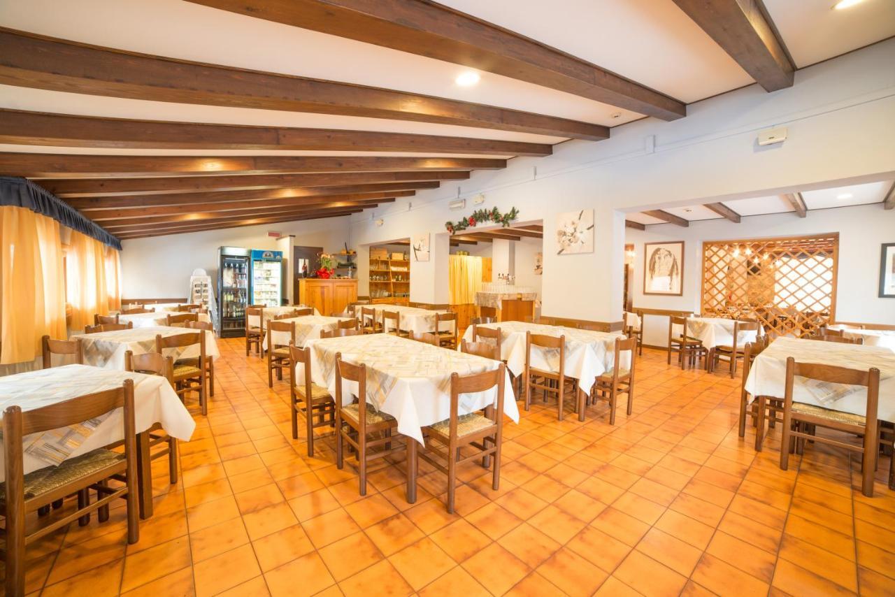 פיומאלבו Hotel Appennino מראה חיצוני תמונה