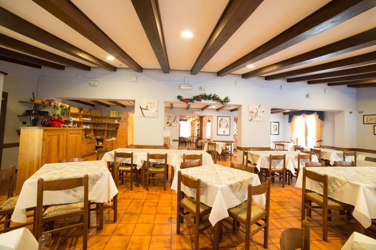 פיומאלבו Hotel Appennino מראה חיצוני תמונה